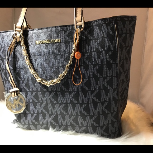 Michael Kors Tote NWOT - Picture 1 of 11